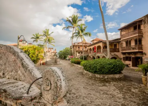 TOUR ALTOS DE CHAVON